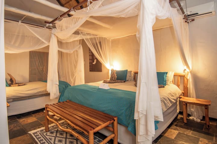 Thornhill Safari Lodge