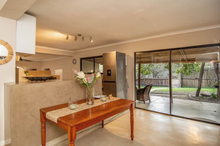 Thornhill Safari Lodge