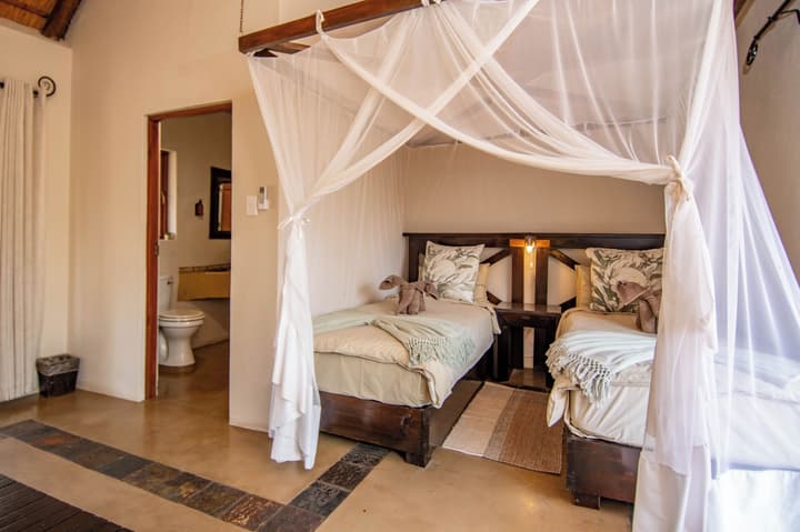 Thornhill Safari Lodge