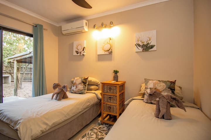 Thornhill Safari Lodge