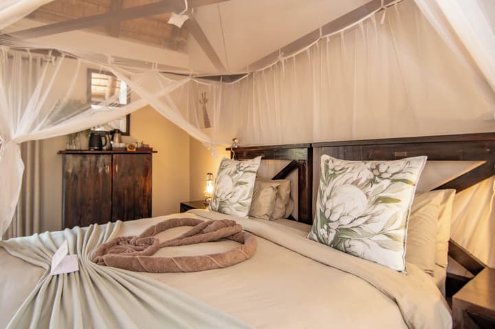 Thornhill Safari Lodge