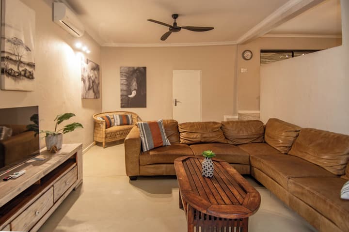 Thornhill Safari Lodge