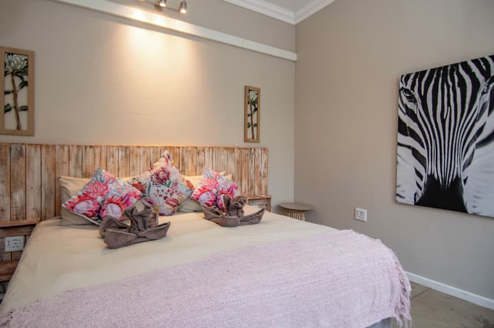 Thornhill Safari Lodge