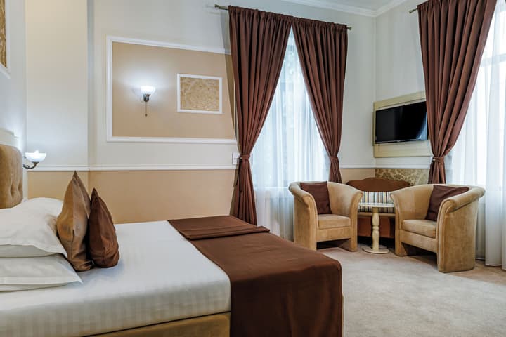 La Strada Boutique Villa