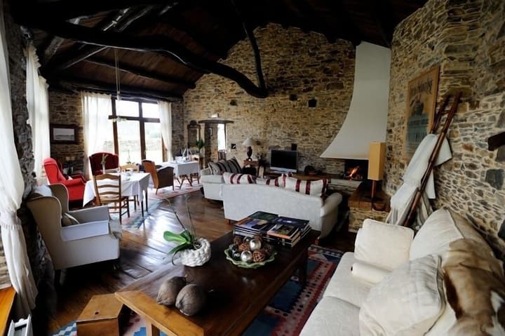 Hotel Rural Casa Peleyón