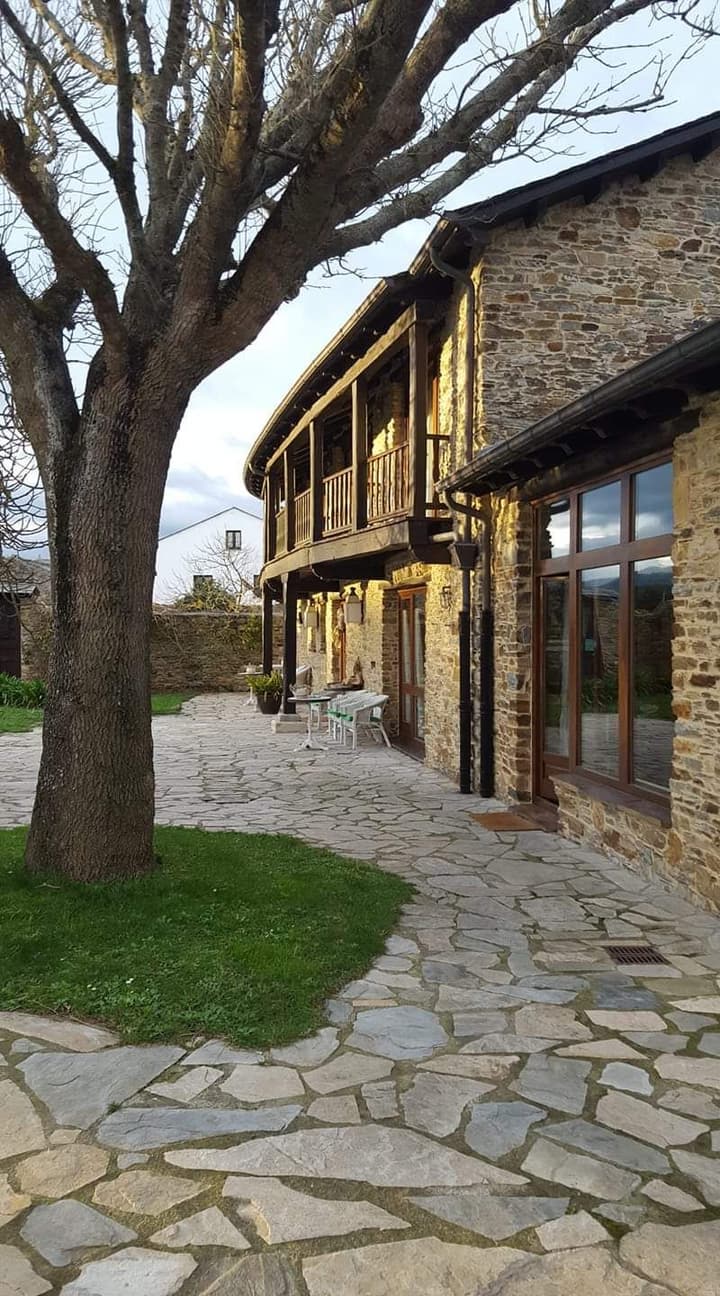 Hotel Rural Casa Peleyón