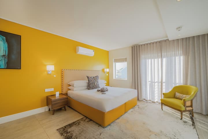 One Marine Drive Boutique Hotel