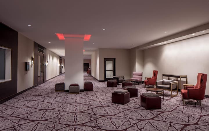 Embassy Suites by Hilton Minneapolis Downtown