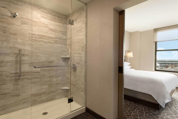 Embassy Suites by Hilton Minneapolis Downtown