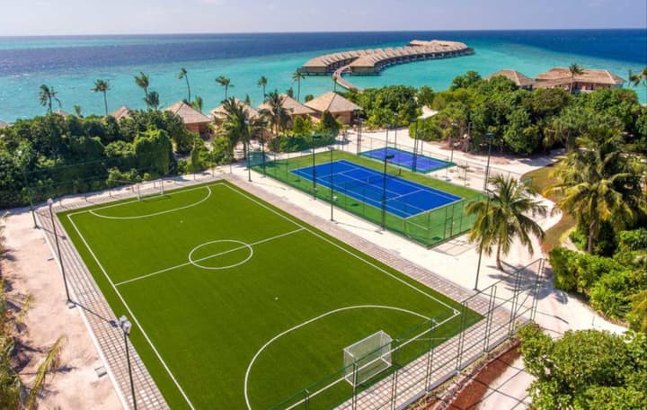 Hurawalhi Island Resort