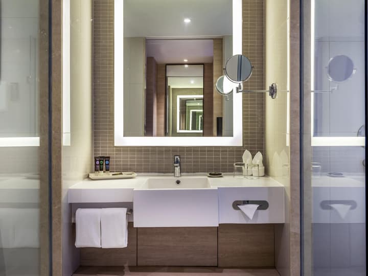 Novotel Phuket City Phokeethra Hotel