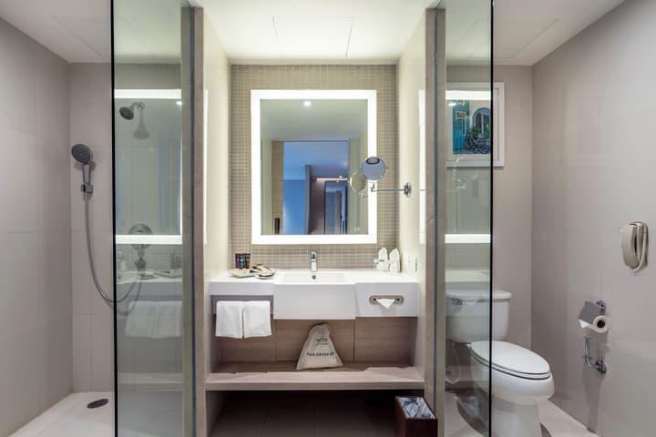 Novotel Phuket City Phokeethra Hotel