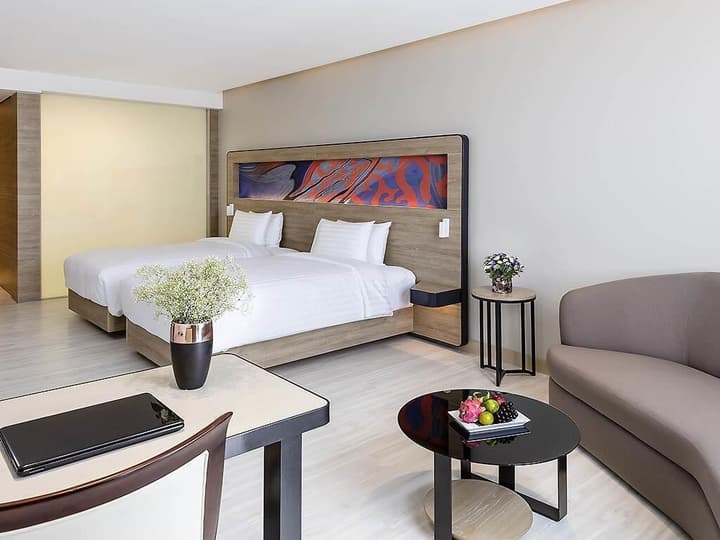 Novotel Phuket City Phokeethra Hotel
