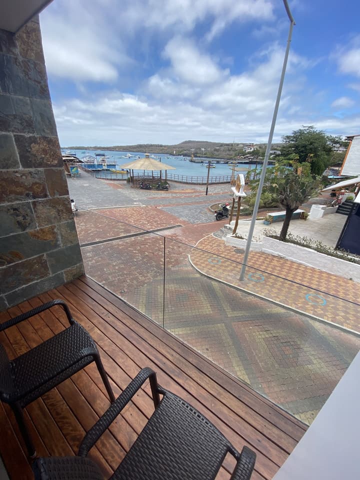Galapagos Sunset Hotel