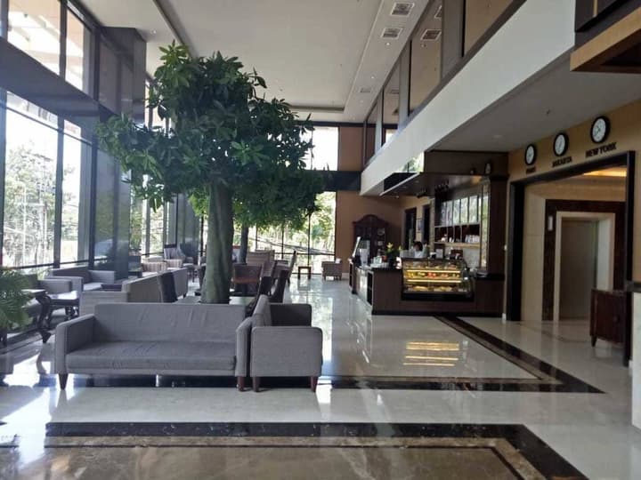 Aria Centra Hotel Surabaya