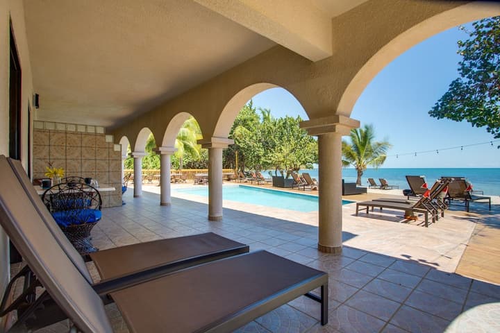 Mariposa Beach Resort