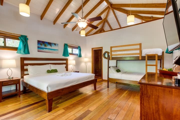 Mariposa Beach Resort