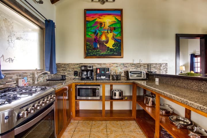 Mariposa Beach Resort