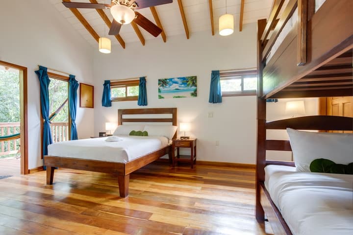 Mariposa Beach Resort