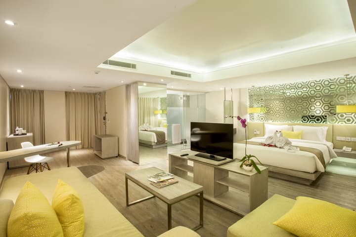 Daun Bali Seminyak Hotel