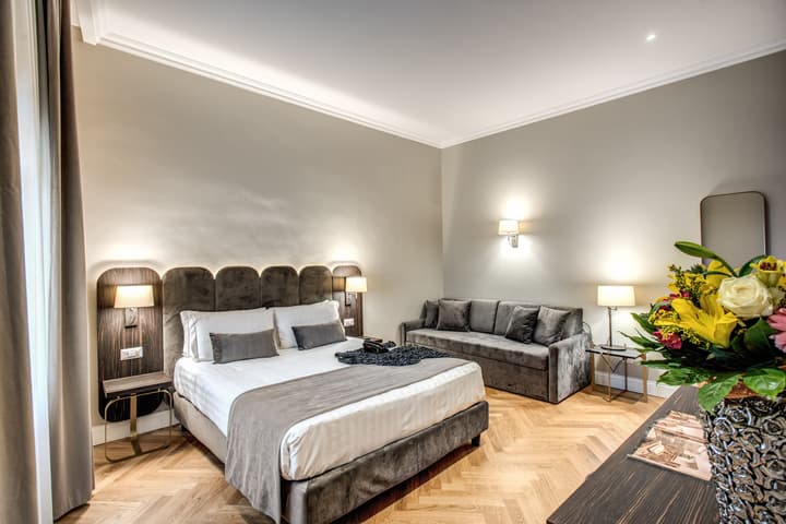 Hotel 87 Eighty seven