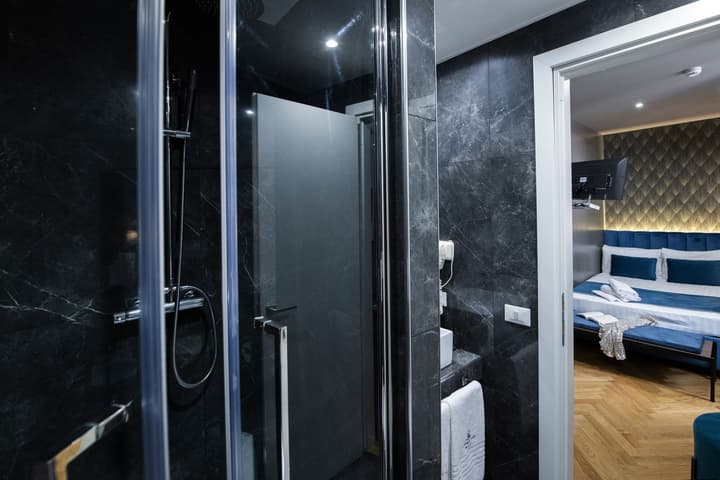 Hotel 87 Eighty seven