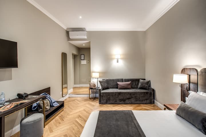Hotel 87 Eighty seven