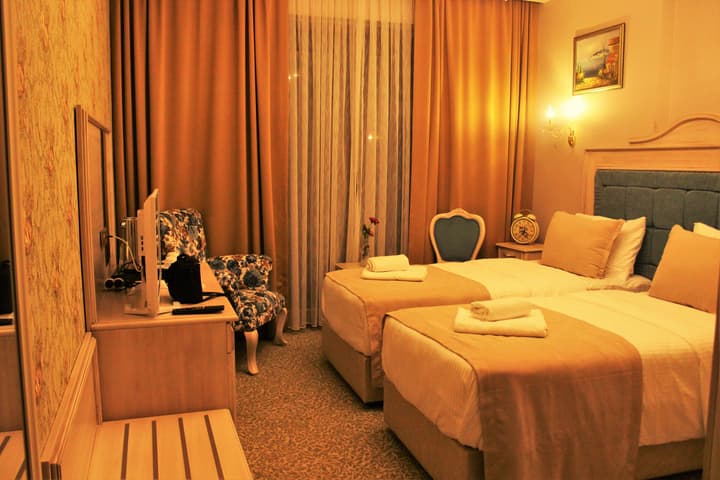 Vendome Hotel