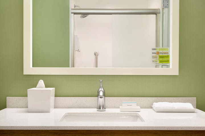 Home2 Suites by Hilton Hasbrouck Heights
