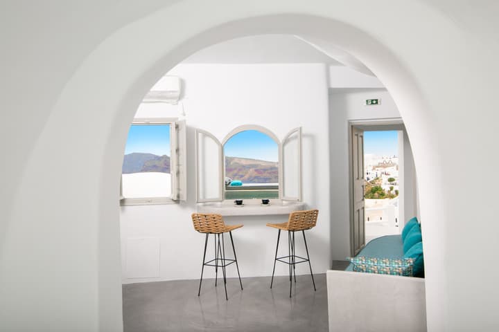 Kaleidoscope Cave Houses Oia