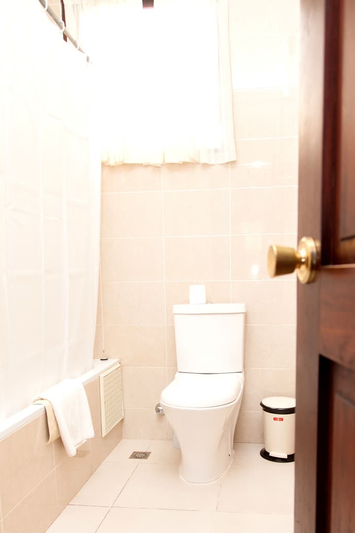 Mahogany Lodge, Cantonments
