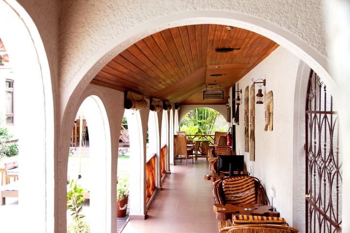 Mahogany Lodge, Cantonments