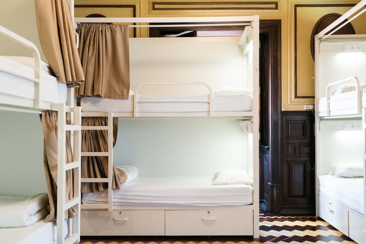Sant Jordi Hostels Lisbon