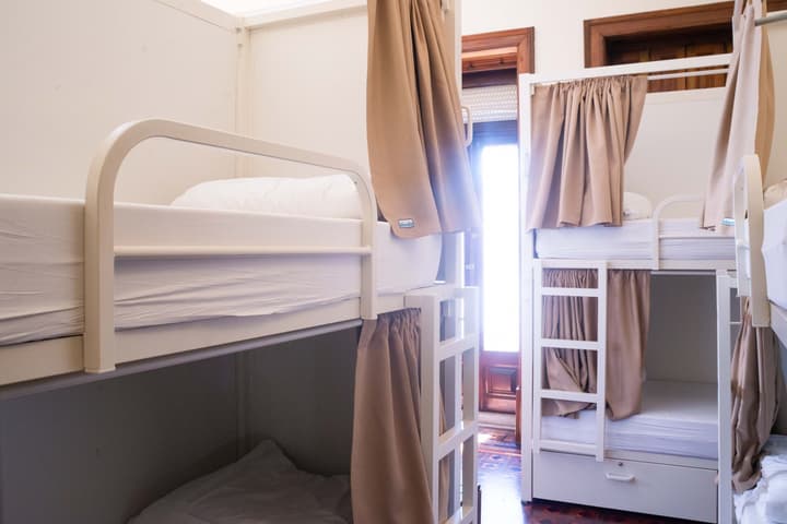 Sant Jordi Hostels Lisbon