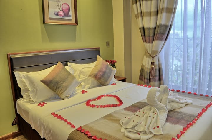 After 40 Hotel