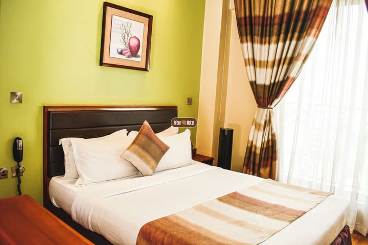 After 40 Hotel