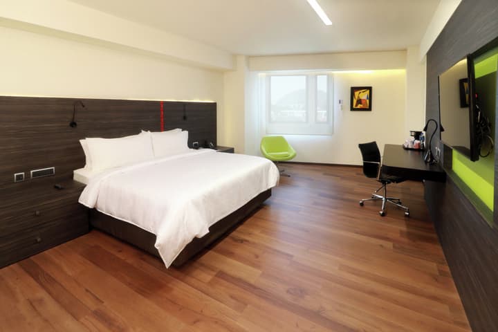 Holiday Inn Express Mexico Aeropuerto by IHG