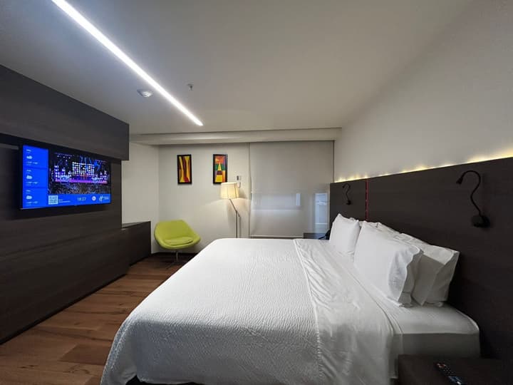 Holiday Inn Express Mexico Aeropuerto by IHG