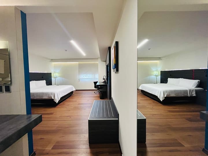 Holiday Inn Express Mexico Aeropuerto by IHG