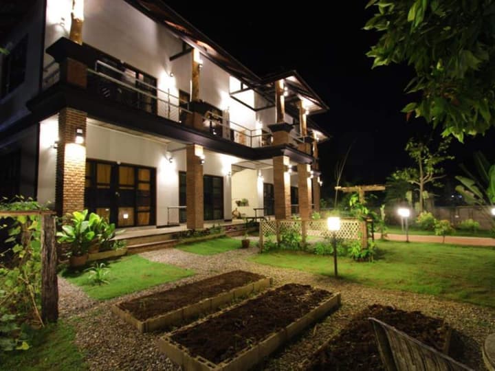 Above the Sea Guesthouse
