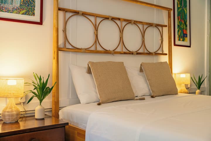 Beau Vallon Bungalows