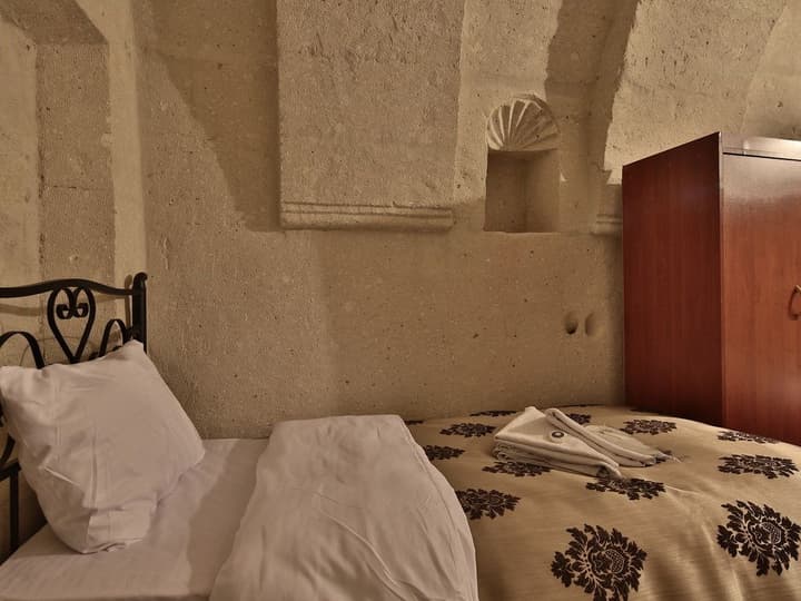 Melek Cave Hotel