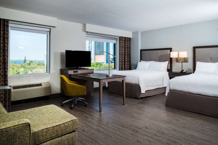 Hampton Inn & Suites Miami Wynwood Design District