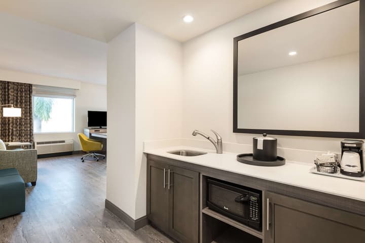 Hampton Inn & Suites Miami Wynwood Design District