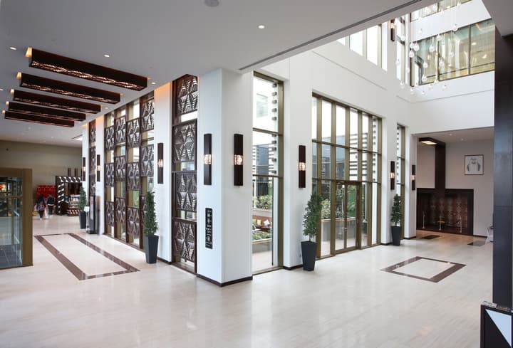 Metropolitan Hotel Dubai