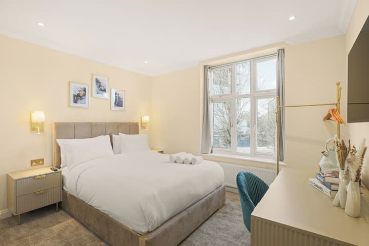 London Star Hotel