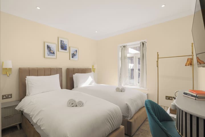 London Star Hotel