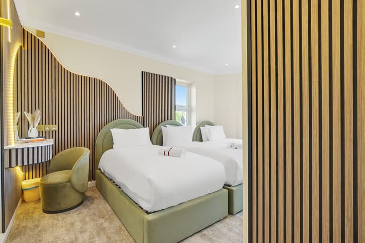 London Star Hotel