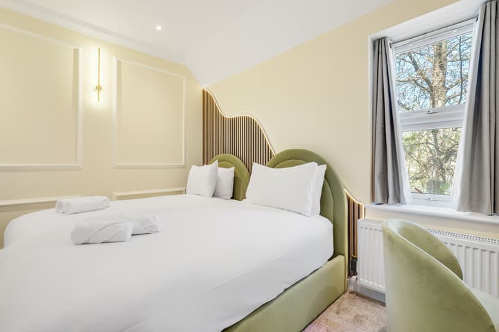 London Star Hotel