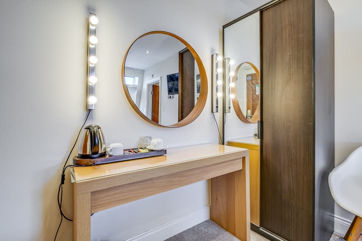 London Star Hotel